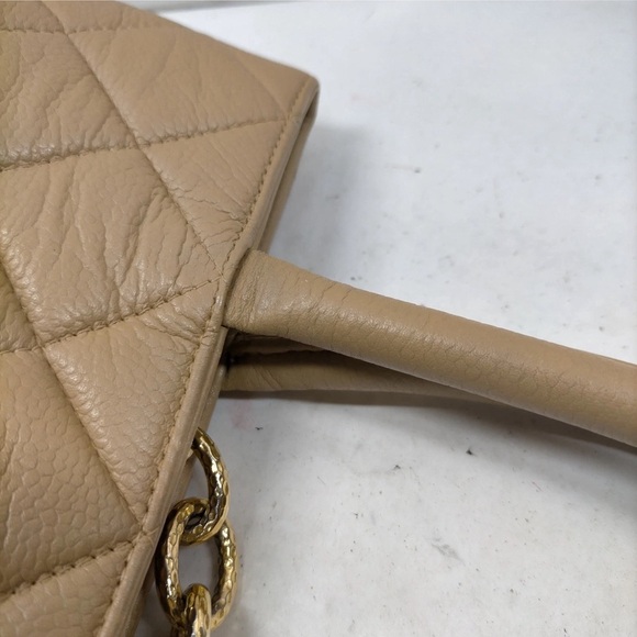 Chanel Tan Quilted caviar leather tote interlocking cc. 2003 - 2004 - Picture 10 of 16